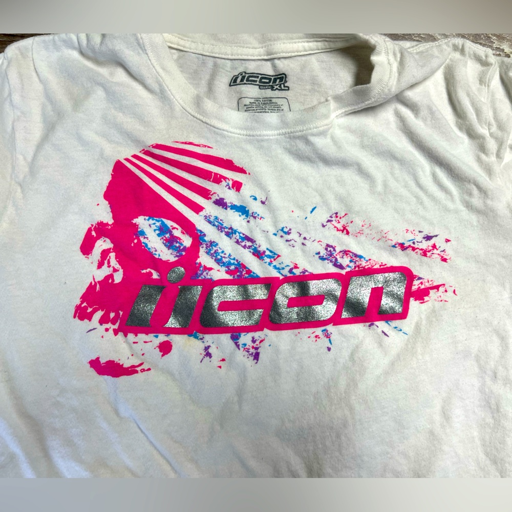 ICON Ladies white Tshirt with pink silver skull logo, size XL, 100% cotton